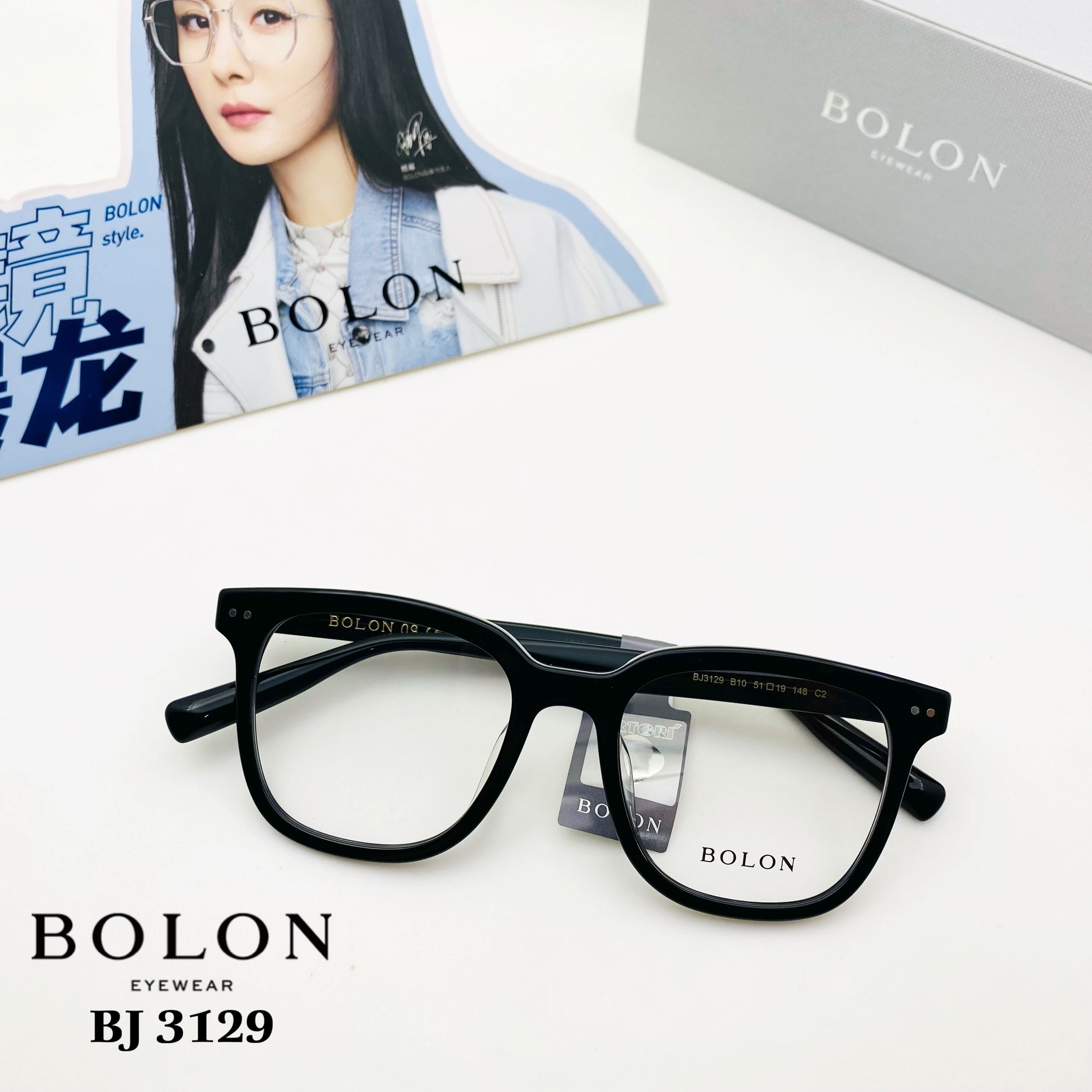 GỌNG KÍNH CHỮ V CHÍNH HÃNG XU HƯỚNG NHẤT NĂM 2022